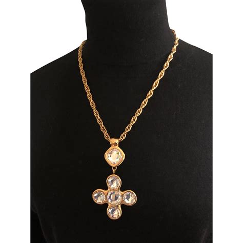 collier ysl femme or|Colliers Yves Saint Laurent occasion .